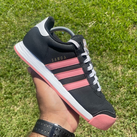 adidas Shoes - Womens Adidas Samoa Athletic Shoes Sz 9 Used B42363 Sneakers Classic